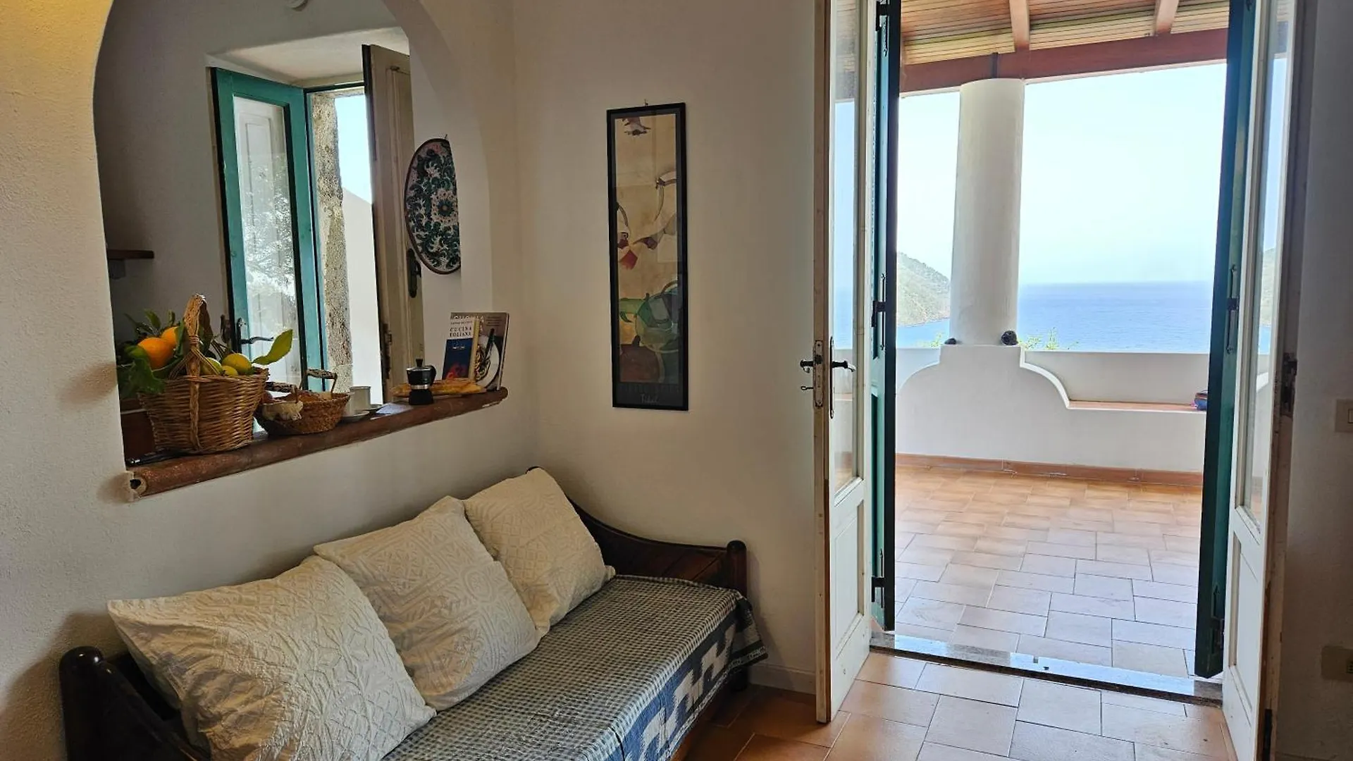 Villa Eolie 리파리 0*,
